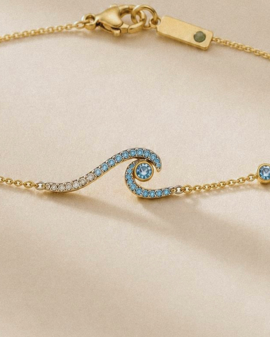 Onda Mista Bracelet, close up